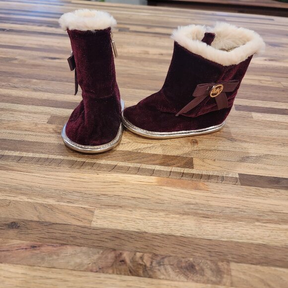 Michael Kors Baby Sweet Red Velvet & Faux Fur Booties - Picture 9 of 12
